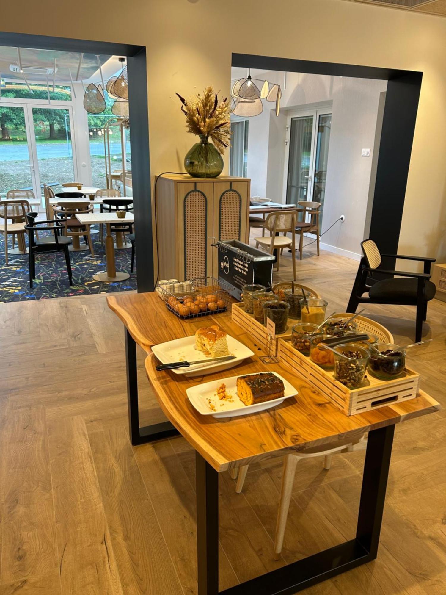 蓬蒂维宜必思酒店 外观 照片